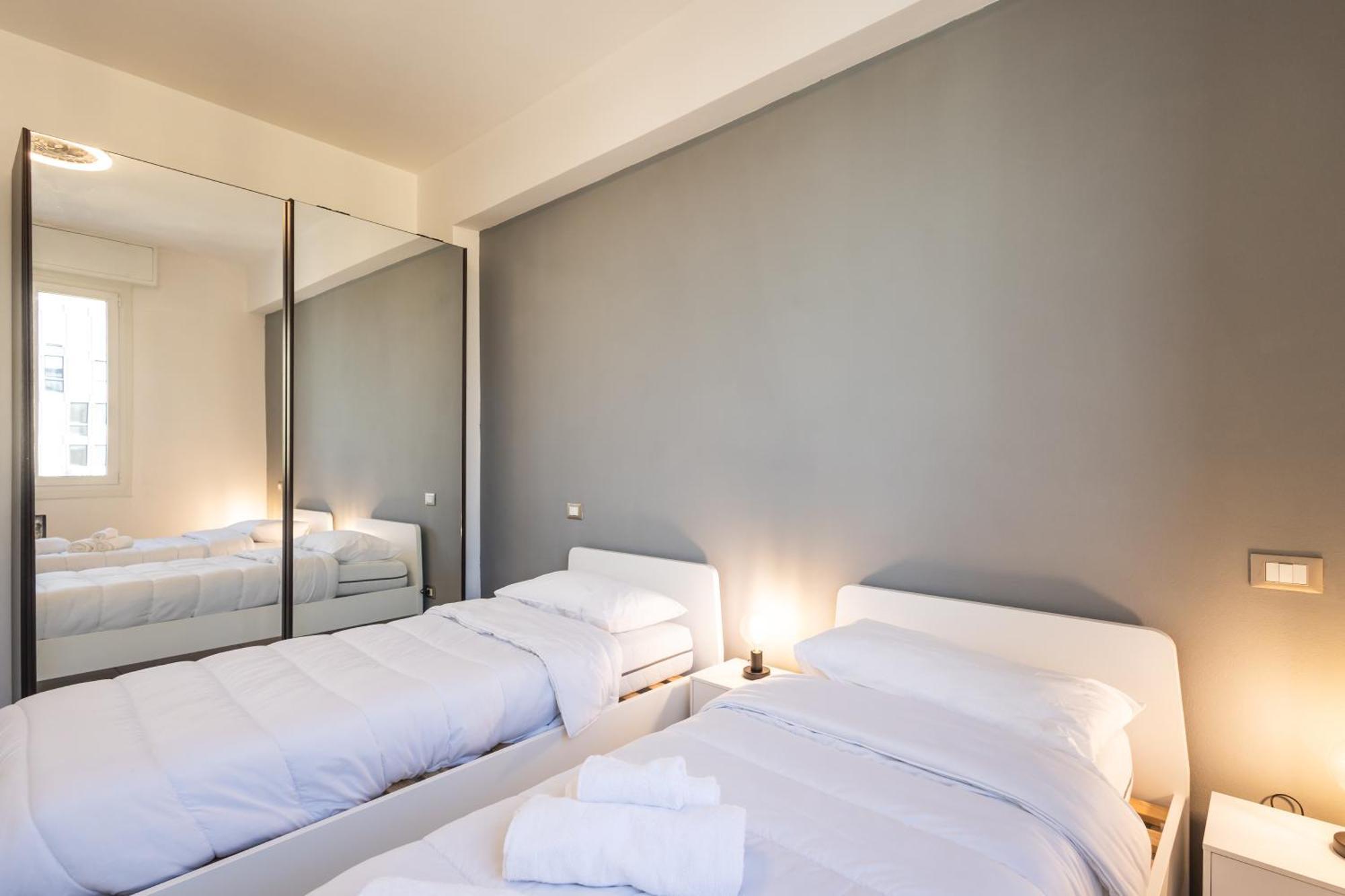 Ravenna Sky View Apartment ภายนอก รูปภาพ